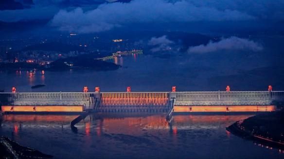 https___s3-ap-northeast-1.amazonaws.com_psh-ex-ftnikkei-3937bb4_images_5_9_3_9_23199395-2-eng-GB_Cropped-1572010582G20191025 Three Gorges Dam night view